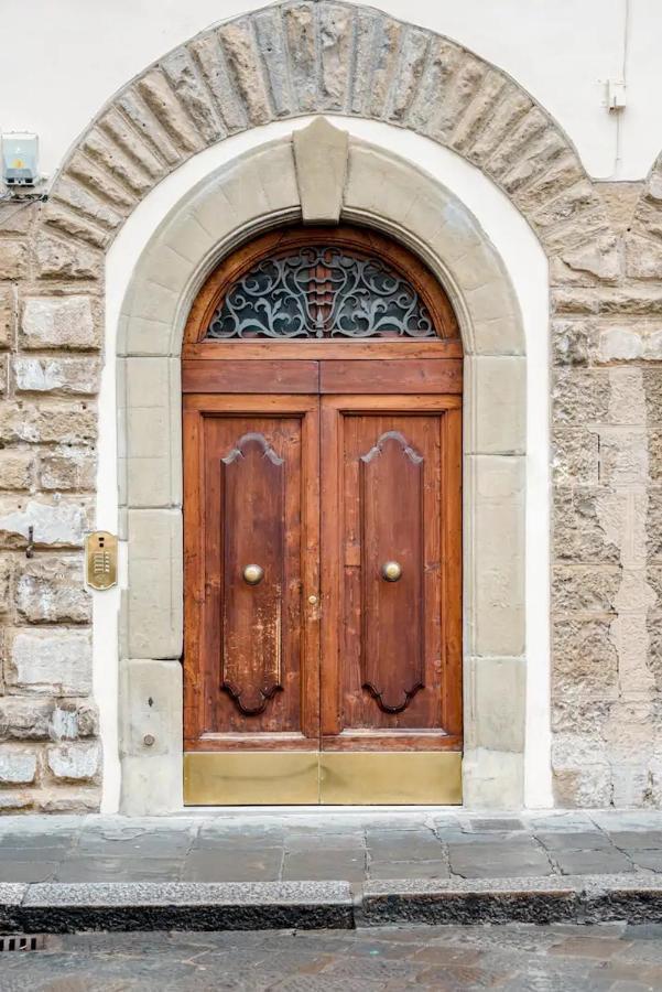 Renaissance In Historic Building With Duomo Views Apartment Florence