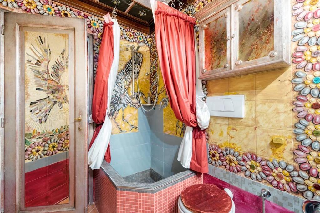 Apartment Renaissance In Historic Building With Duomo Views Florence